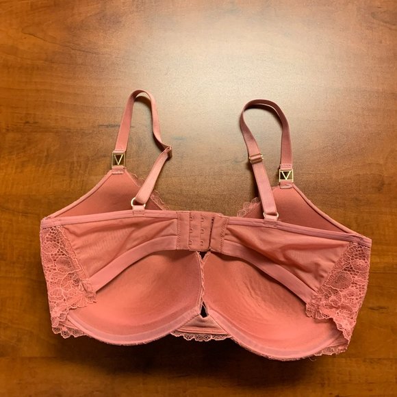 Victoria's Secret Bra - Picture 3 of 6